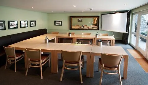 Hotel Baurs Park 3*
